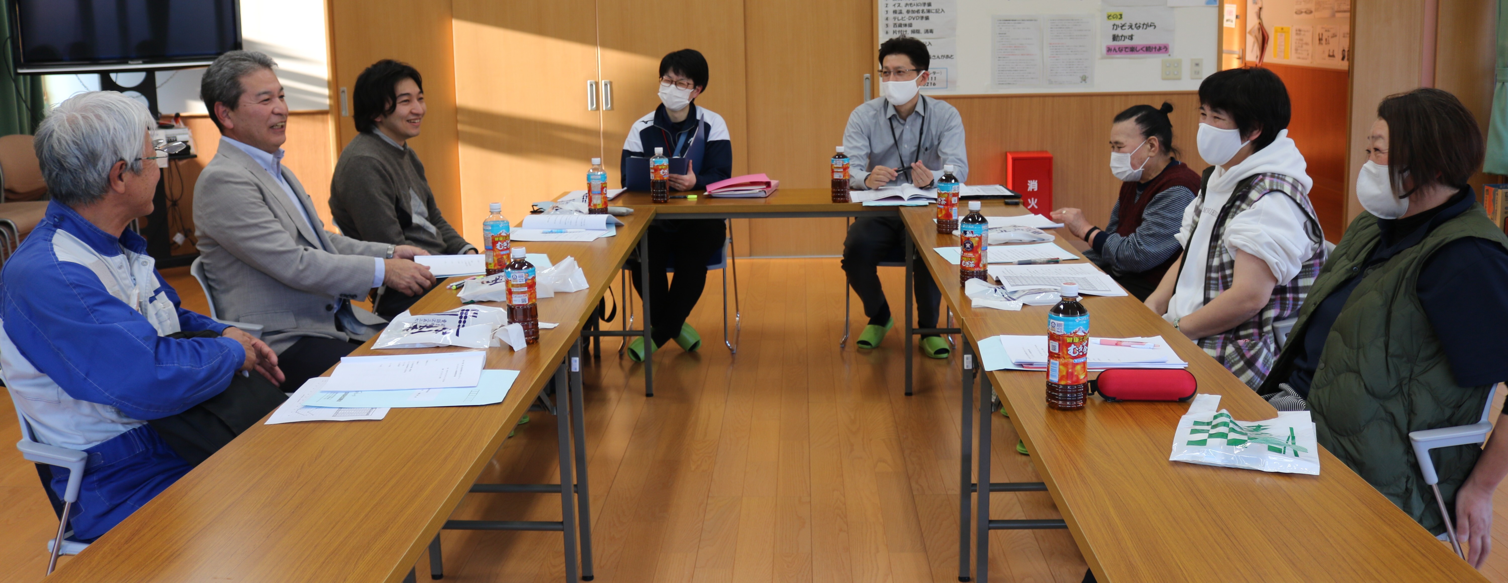 参加者による意見交換の様子